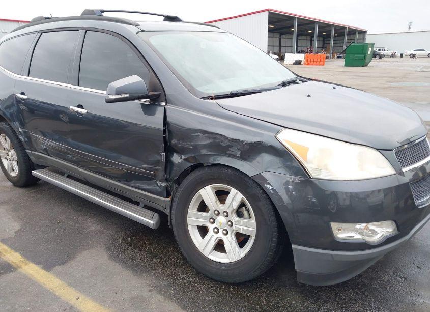 Photo 6 of 2011 Chevrolet Traverse 2LT (VIN 1GNKRJED9BJ126927)