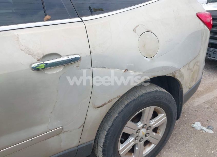 Photo 12 of 2012 Chevrolet Traverse 2LT (VIN 1GNKRJED9CJ173912)