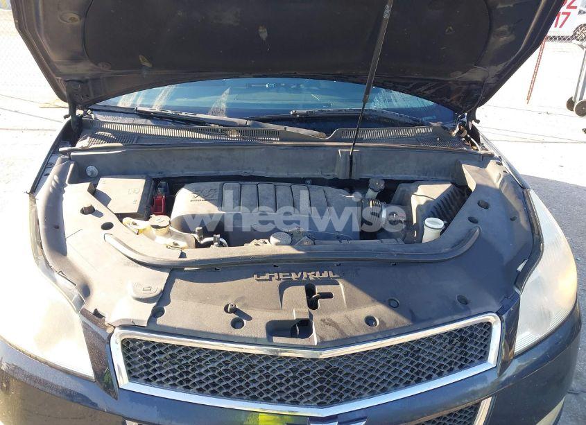 Photo 10 of 2012 Chevrolet Traverse 2LT (VIN 1GNKRJED9CJ193674)