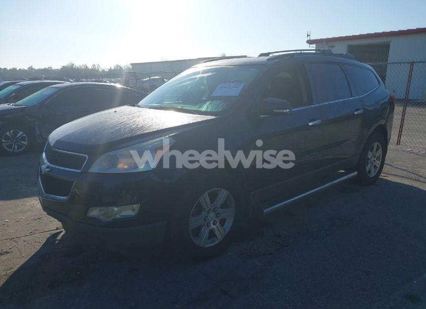 Photo 2 of 2012 Chevrolet Traverse 2LT (VIN 1GNKRJED9CJ193674)