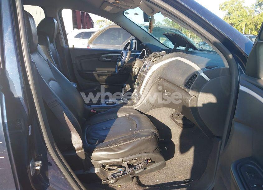 Photo 5 of 2012 Chevrolet Traverse 2LT (VIN 1GNKRJED9CJ193674)