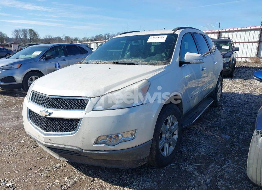 Photo 2 of 2012 Chevrolet Traverse 2LT (VIN 1GNKRJED9CJ288283)
