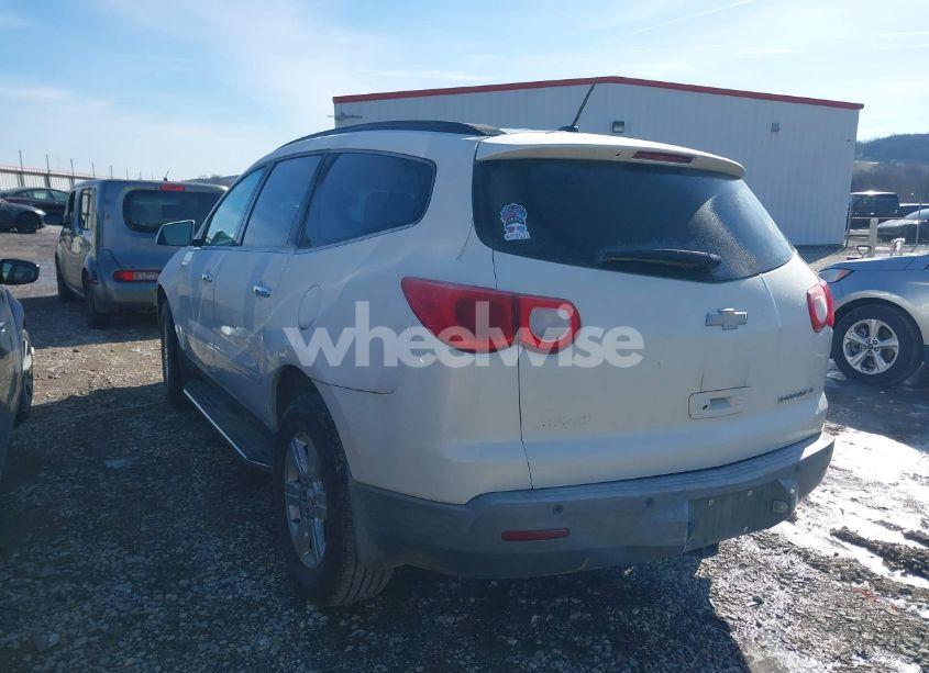 Photo 3 of 2012 Chevrolet Traverse 2LT (VIN 1GNKRJED9CJ288283)