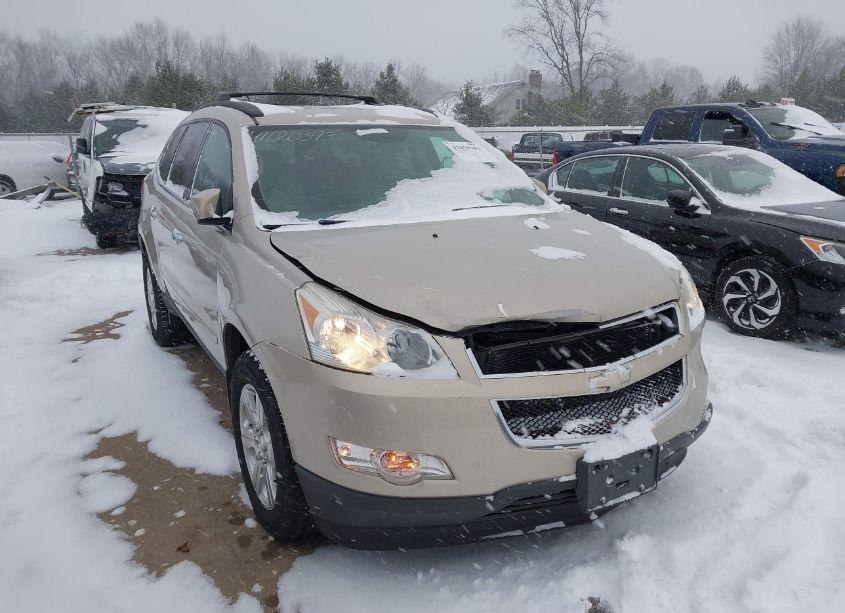 2011 Chevrolet Traverse 2LT (VIN 1GNKRJEDXBJ418201) main photo