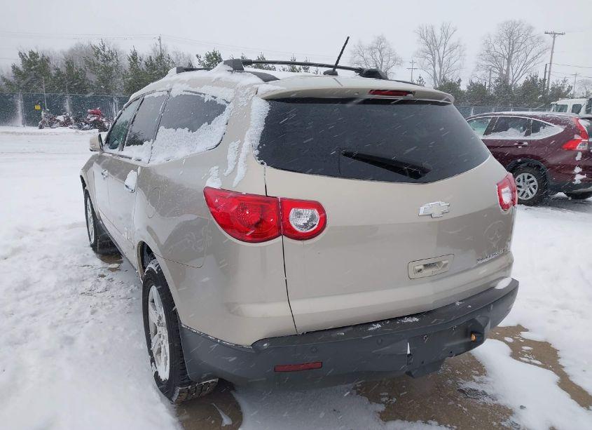 Photo 3 of 2011 Chevrolet Traverse 2LT (VIN 1GNKRJEDXBJ418201)