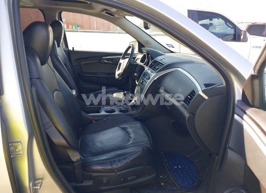 Photo 5 of 2012 Chevrolet Traverse 2LT (VIN 1GNKRJEDXCJ309299)