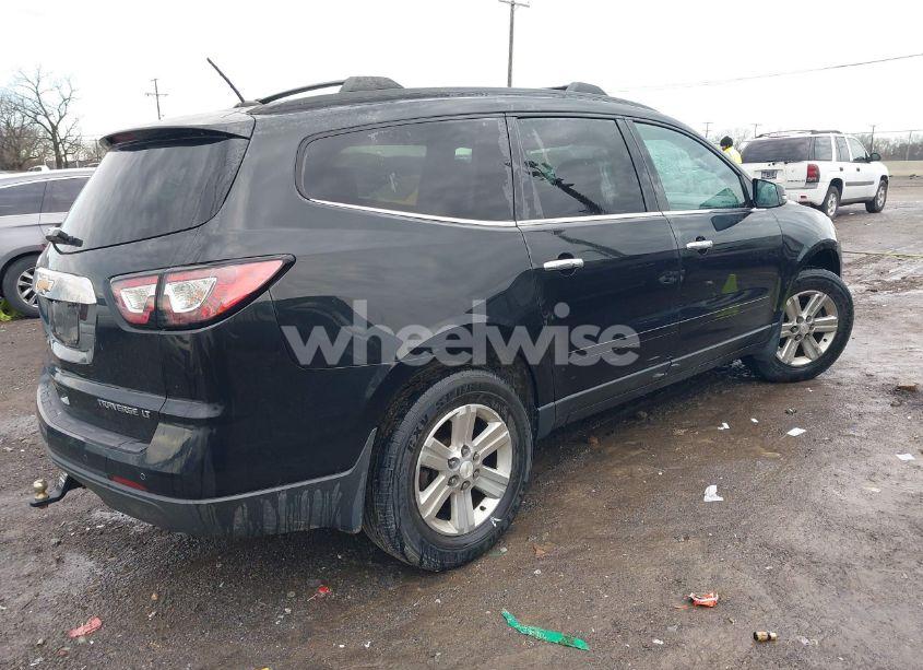 Photo 4 of 2013 Chevrolet Traverse 2LT (VIN 1GNKRJKD0DJ167745)