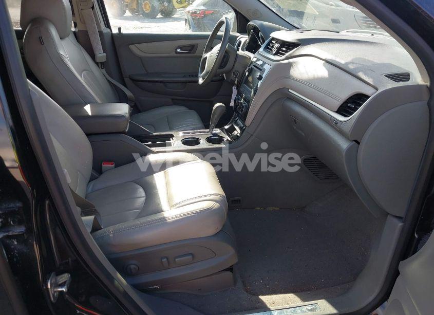 Photo 5 of 2017 Chevrolet Traverse PREMIER (VIN 1GNKRJKD0HJ332442)