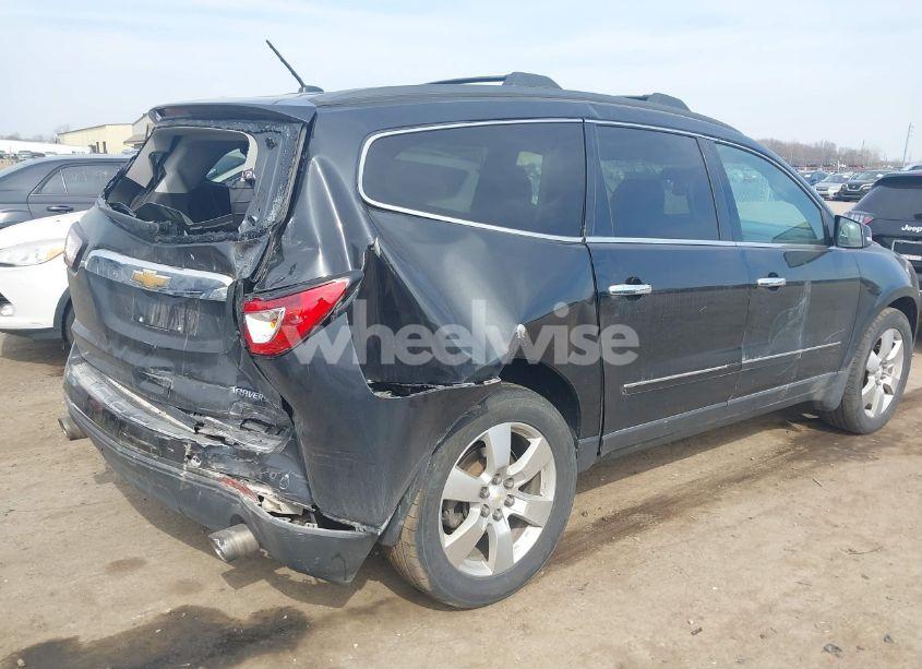Photo 4 of 2015 Chevrolet Traverse LTZ (VIN 1GNKRJKD1FJ198473)