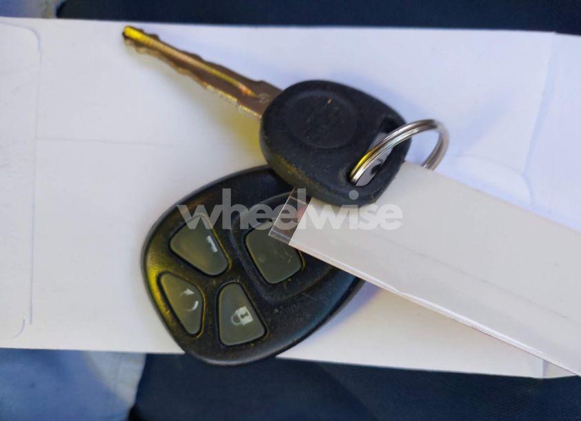 Photo 11 of 2015 Chevrolet Traverse LTZ (VIN 1GNKRJKD1FJ214719)