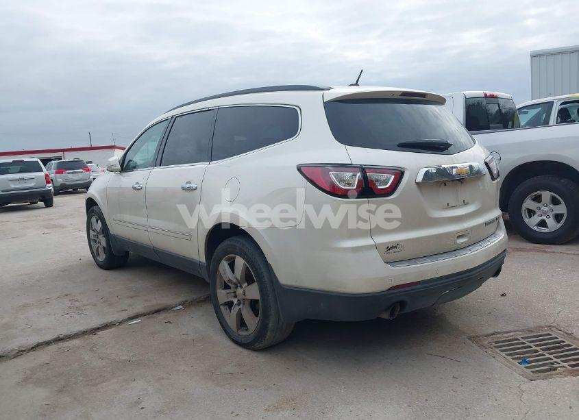 Photo 14 of 2015 Chevrolet Traverse LTZ (VIN 1GNKRJKD1FJ214719)