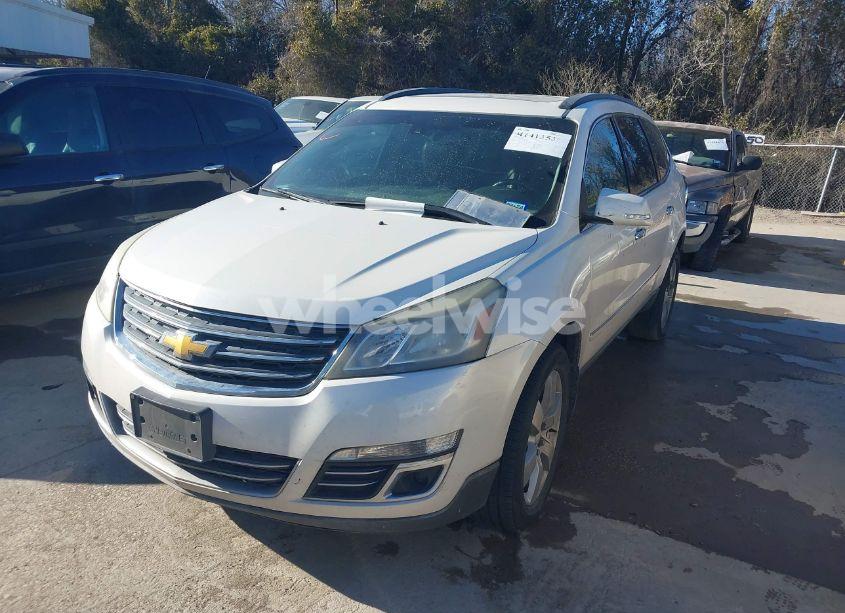 Photo 2 of 2015 Chevrolet Traverse LTZ (VIN 1GNKRJKD1FJ214719)