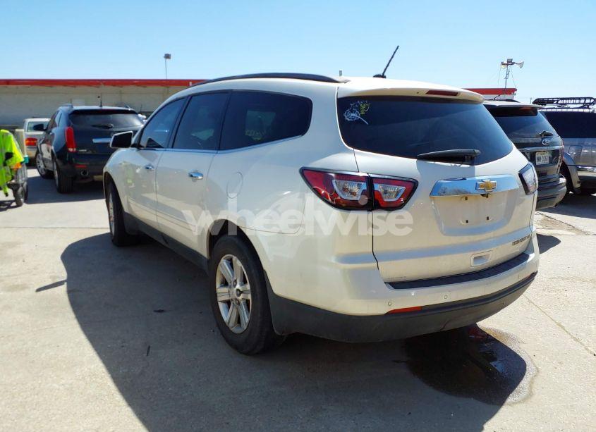 Photo 3 of 2013 Chevrolet Traverse 2LT (VIN 1GNKRJKD2DJ129241)