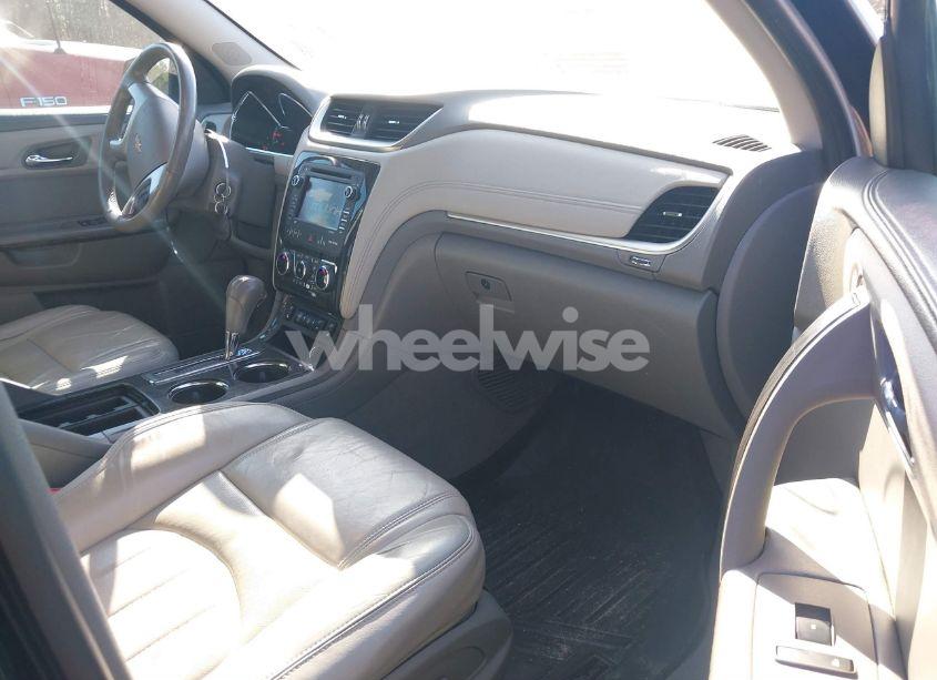 Photo 5 of 2014 Chevrolet Traverse LTZ (VIN 1GNKRJKD2EJ152598)