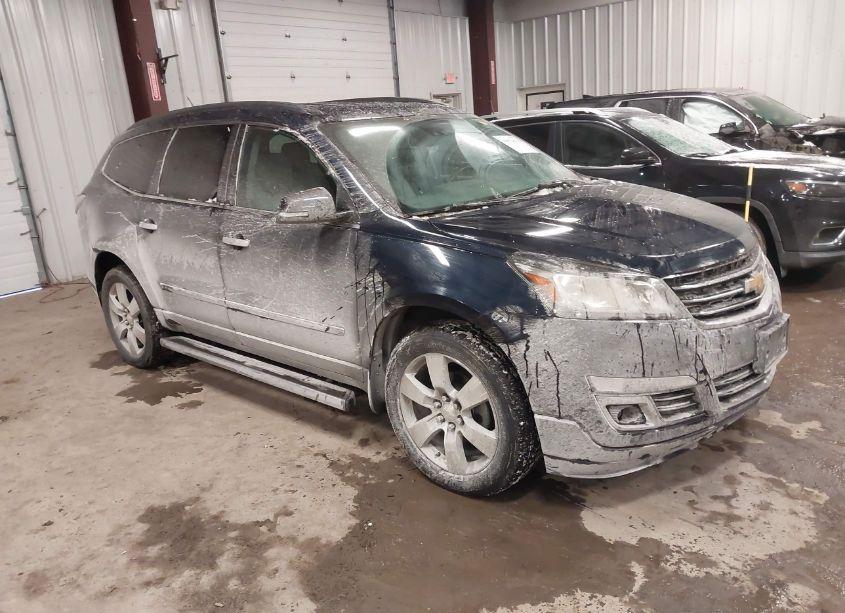 2015 Chevrolet Traverse LTZ (VIN 1GNKRJKD2FJ199762) main photo