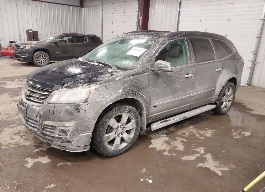 Photo 2 of 2015 Chevrolet Traverse LTZ (VIN 1GNKRJKD2FJ199762)