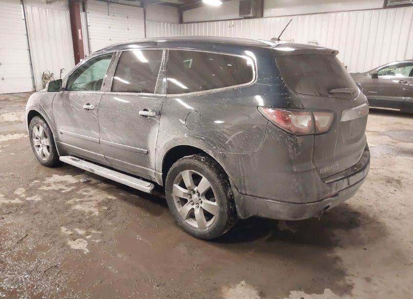 Photo 3 of 2015 Chevrolet Traverse LTZ (VIN 1GNKRJKD2FJ199762)