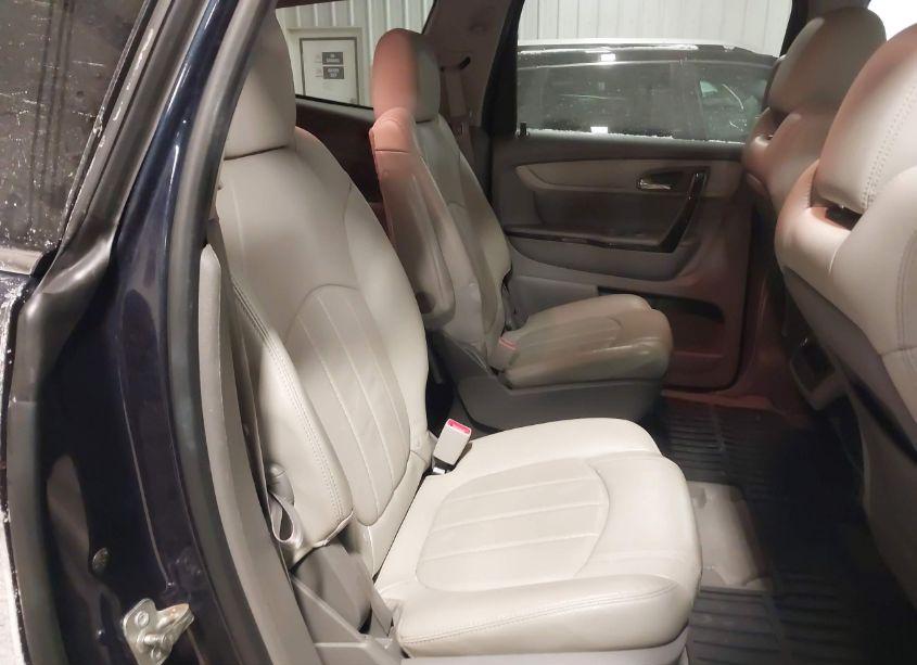 Photo 8 of 2015 Chevrolet Traverse LTZ (VIN 1GNKRJKD2FJ199762)