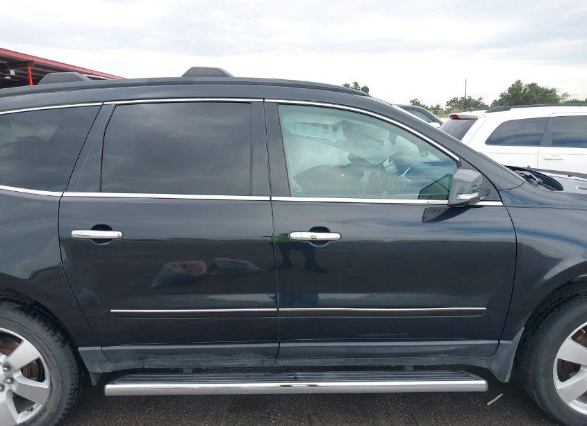 Photo 13 of 2015 Chevrolet Traverse LTZ (VIN 1GNKRJKD2FJ264948)