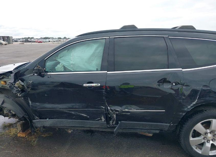 Photo 14 of 2015 Chevrolet Traverse LTZ (VIN 1GNKRJKD2FJ264948)
