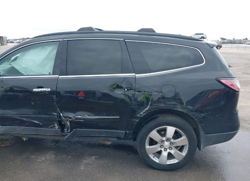 Photo 19 of 2015 Chevrolet Traverse LTZ (VIN 1GNKRJKD2FJ264948)