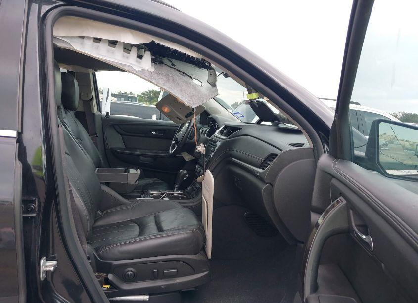 Photo 5 of 2015 Chevrolet Traverse LTZ (VIN 1GNKRJKD2FJ264948)