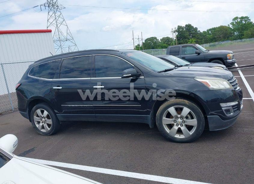 Photo 13 of 2015 Chevrolet Traverse LTZ (VIN 1GNKRJKD3FJ208078)