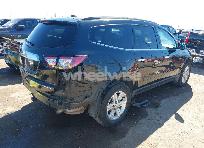 Photo 4 of 2013 Chevrolet Traverse 2LT (VIN 1GNKRJKD4DJ198786)