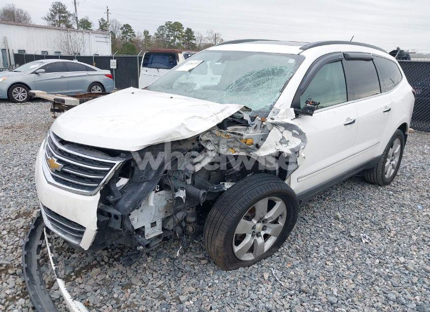 Photo 2 of 2014 Chevrolet Traverse LTZ (VIN 1GNKRJKD5EJ339365)