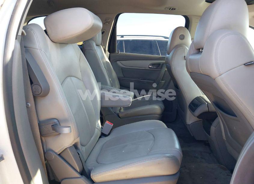 Photo 8 of 2013 Chevrolet Traverse 2LT (VIN 1GNKRJKD6DJ191449)