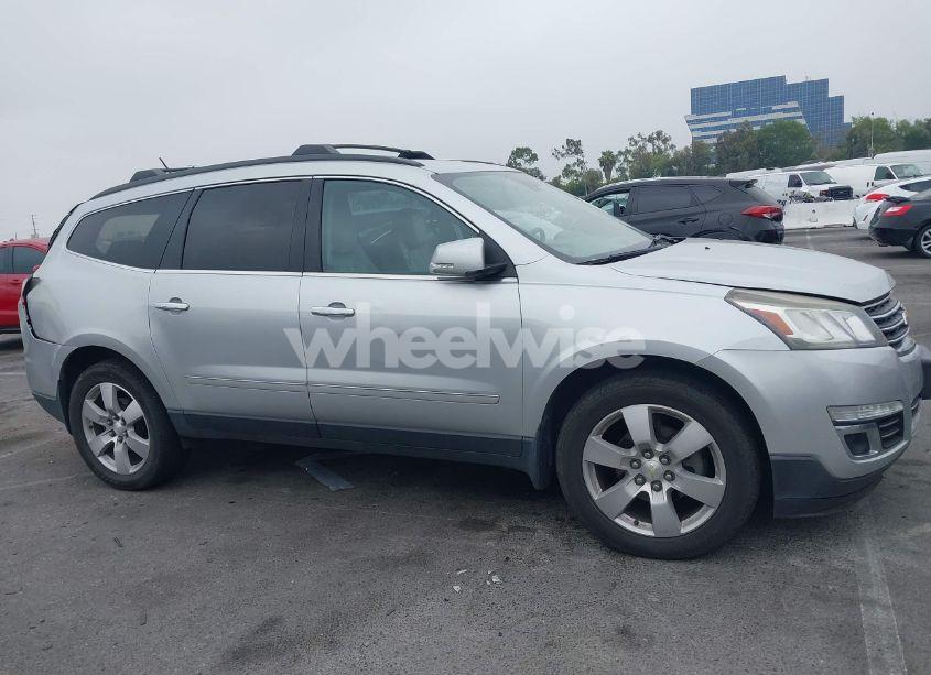Photo 13 of 2015 Chevrolet Traverse LTZ (VIN 1GNKRJKD6FJ354054)