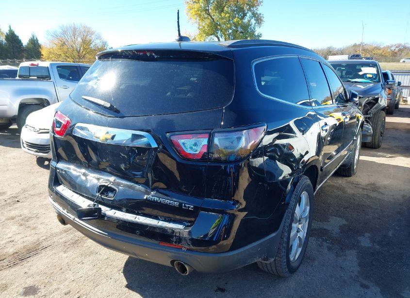 Photo 4 of 2016 Chevrolet Traverse LTZ (VIN 1GNKRJKD6GJ282774)