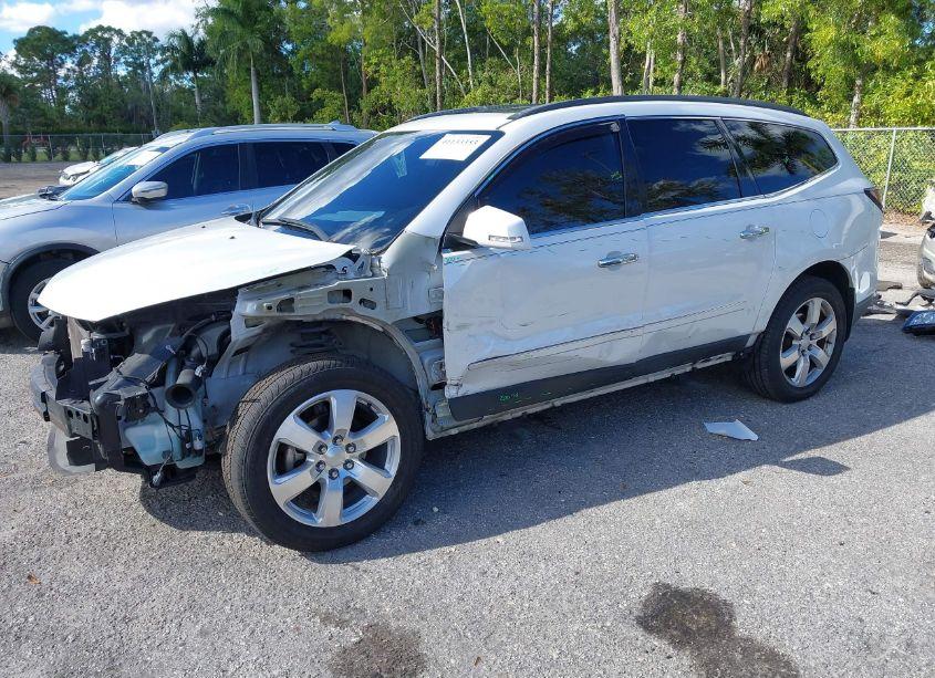 Photo 2 of 2017 Chevrolet Traverse PREMIER (VIN 1GNKRJKD6HJ116823)