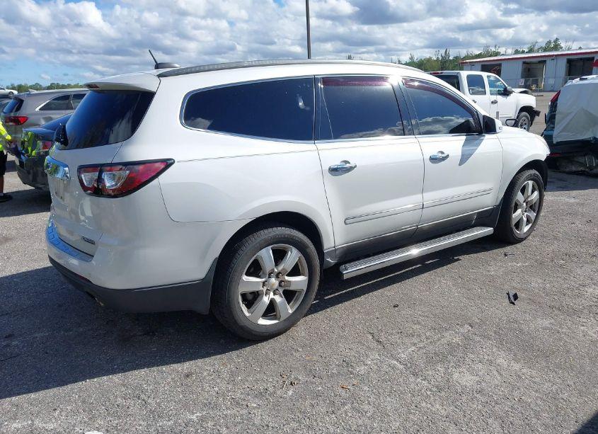 Photo 4 of 2017 Chevrolet Traverse PREMIER (VIN 1GNKRJKD6HJ116823)