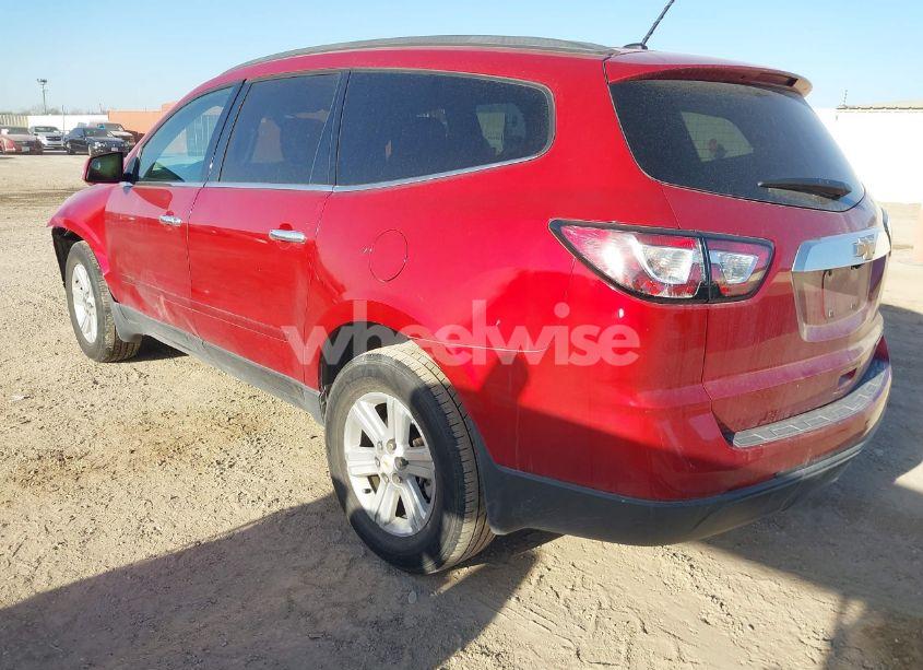 Photo 3 of 2013 Chevrolet Traverse 2LT (VIN 1GNKRJKD8DJ243504)