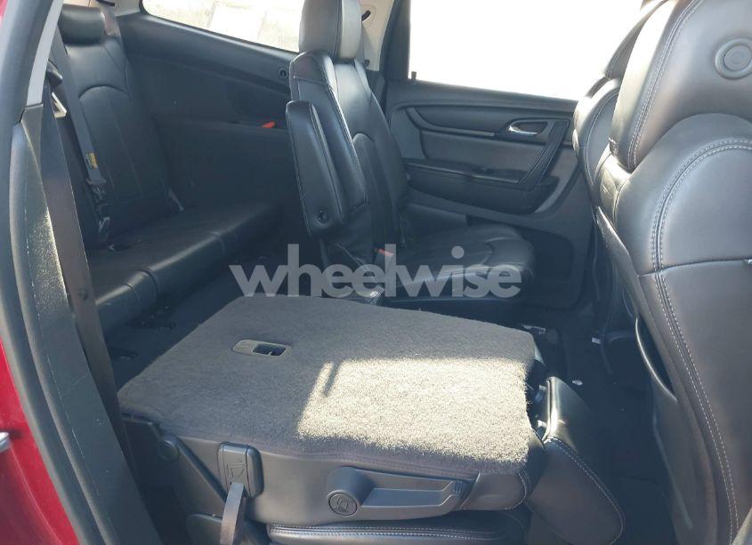 Photo 8 of 2013 Chevrolet Traverse 2LT (VIN 1GNKRJKD8DJ243504)