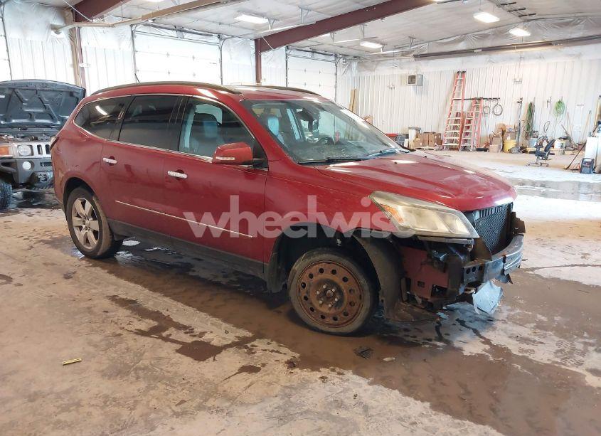 2014 Chevrolet Traverse LTZ (VIN 1GNKRJKD8EJ210990) main photo