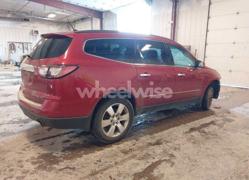 Photo 4 of 2014 Chevrolet Traverse LTZ (VIN 1GNKRJKD8EJ210990)