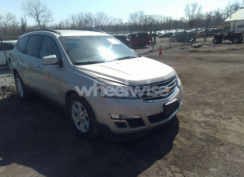 2013 Chevrolet Traverse 2LT (VIN 1GNKRJKD9DJ240580) main photo