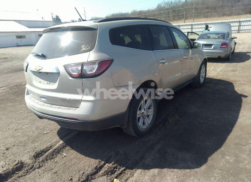 Photo 4 of 2013 Chevrolet Traverse 2LT (VIN 1GNKRJKD9DJ240580)