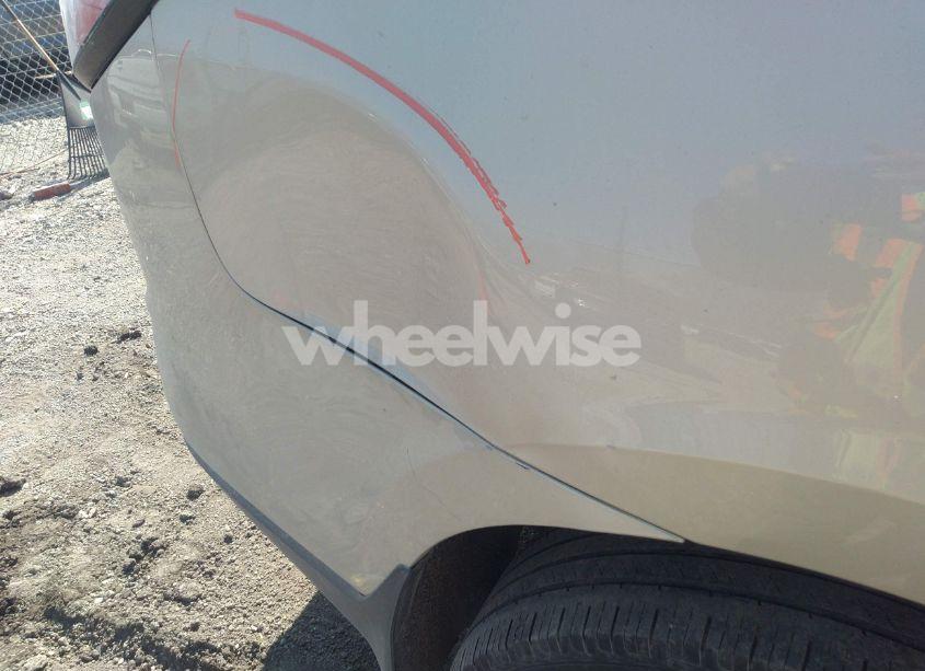 Photo 6 of 2013 Chevrolet Traverse 2LT (VIN 1GNKRJKD9DJ240580)