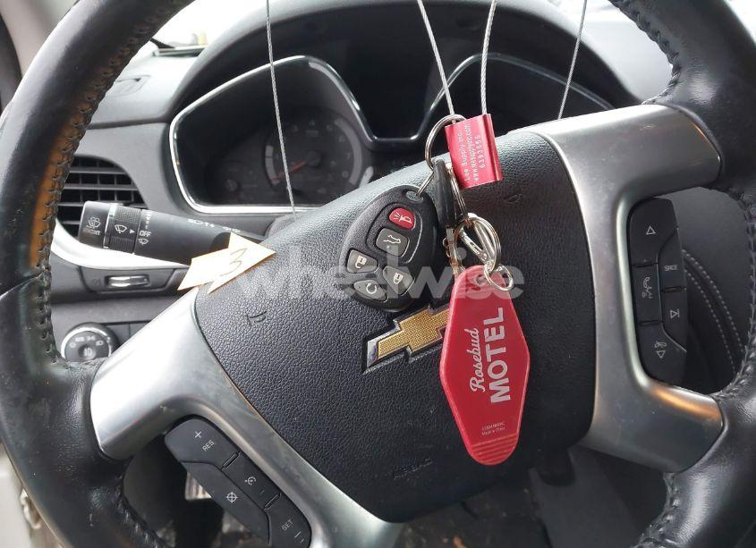 Photo 11 of 2013 Chevrolet Traverse 2LT (VIN 1GNKRJKDXDJ113854)