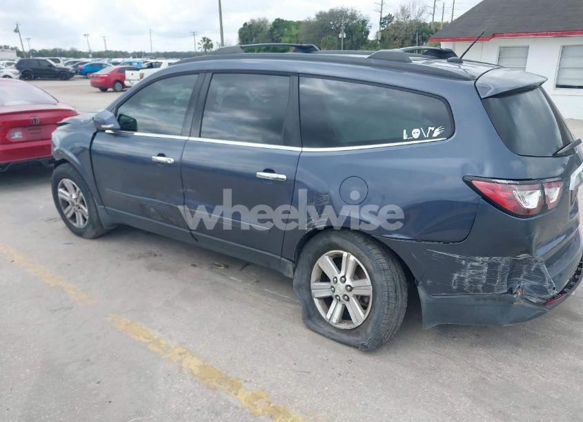 Photo 3 of 2013 Chevrolet Traverse 2LT (VIN 1GNKRJKDXDJ142688)