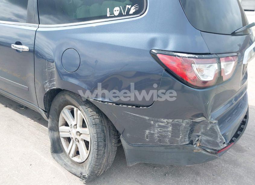 Photo 6 of 2013 Chevrolet Traverse 2LT (VIN 1GNKRJKDXDJ142688)