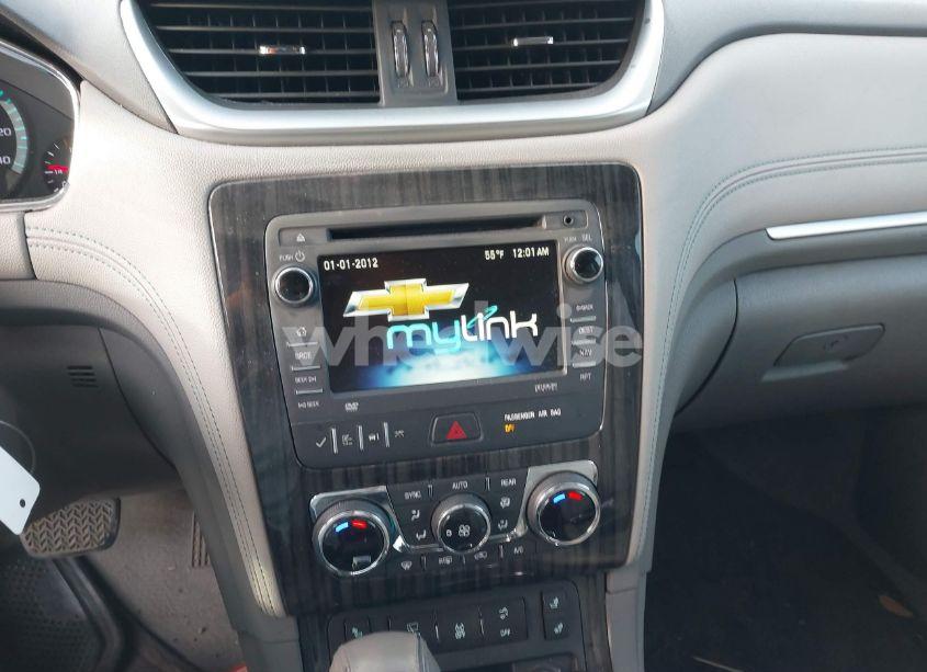 Photo 13 of 2013 Chevrolet Traverse 2LT (VIN 1GNKRJKDXDJ143534)