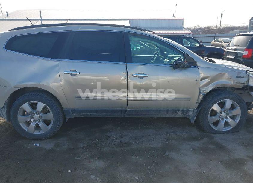 Photo 14 of 2014 Chevrolet Traverse LTZ (VIN 1GNKRJKDXEJ201823)
