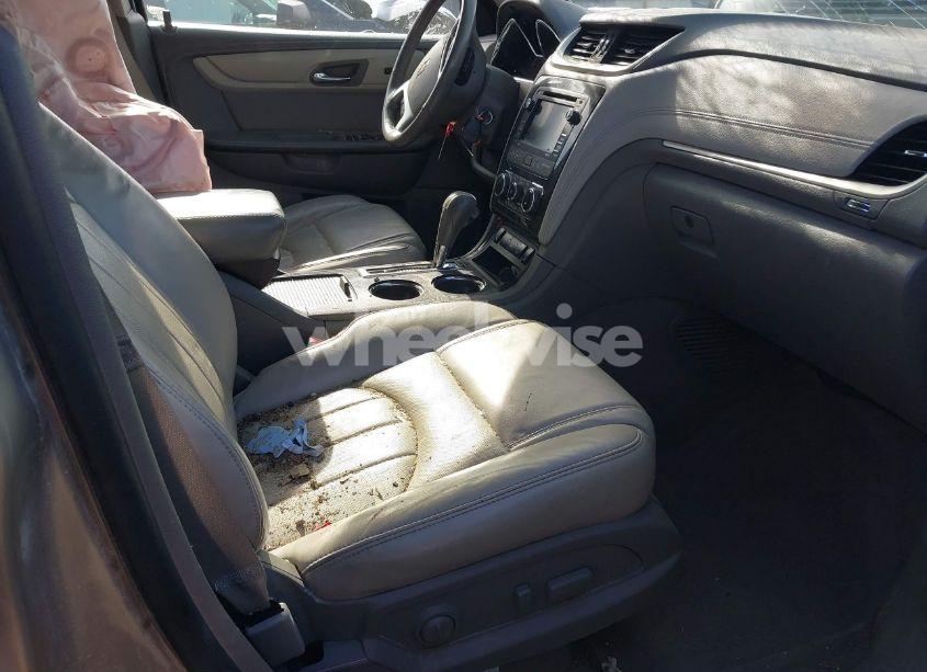 Photo 5 of 2014 Chevrolet Traverse LTZ (VIN 1GNKRJKDXEJ201823)