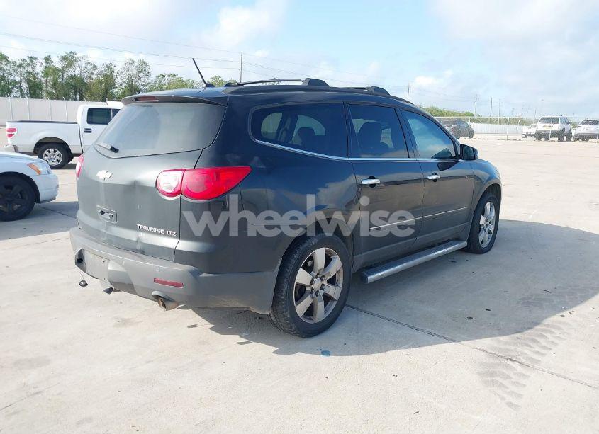 Photo 4 of 2012 Chevrolet Traverse LTZ (VIN 1GNKRLED0CJ131804)