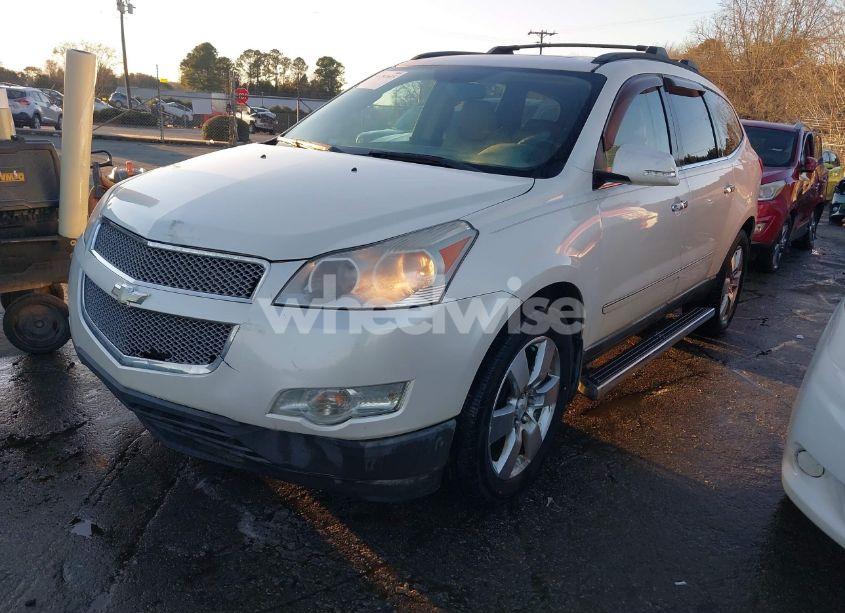 Photo 2 of 2012 Chevrolet Traverse LTZ (VIN 1GNKRLED0CJ140731)