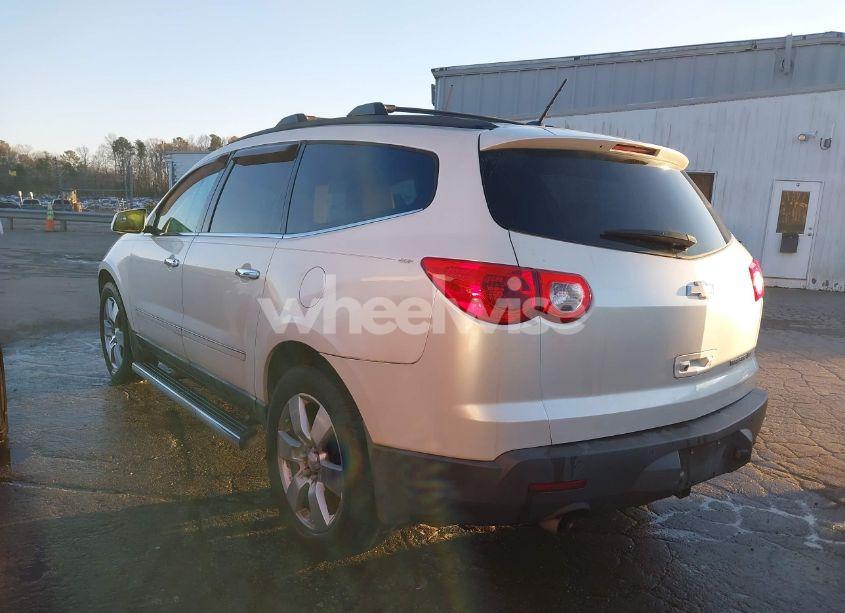 Photo 3 of 2012 Chevrolet Traverse LTZ (VIN 1GNKRLED0CJ140731)